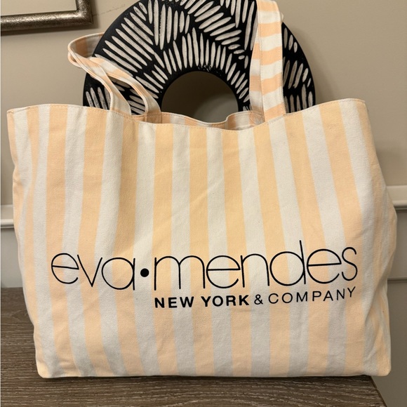 eva mendes for New York & Company Handbags - Eva Mendes New York & Company tote bag